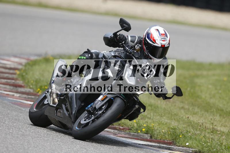 /25 10.06.2025 MaxRacing ADR/Gruppe gruen/33